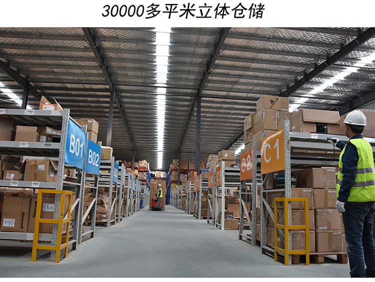 3M 8210CN N95白色头戴式防尘口罩( 中英文防伪包装) 3M 8210CN N95白色头戴式防尘口罩( 中英文防伪包装)